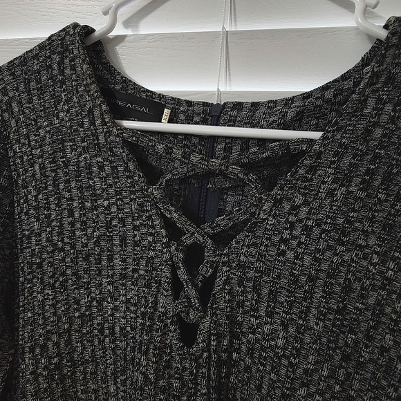 3/$12 or 5/$17⭐️Long Sleeve CrissCross Dress - Picture 2 of 3